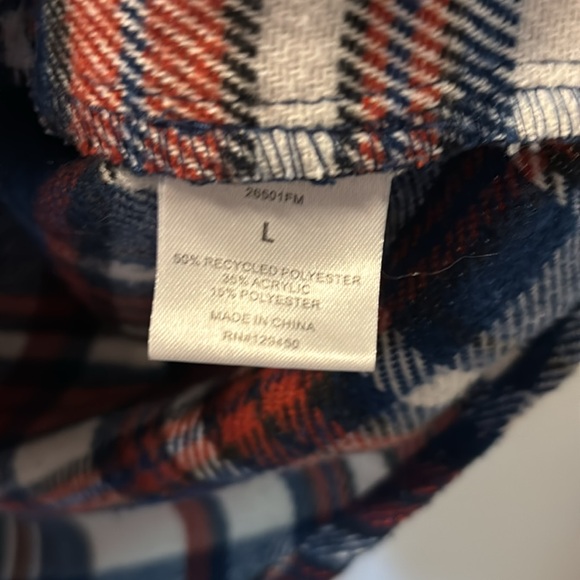 Ecothreads button down thick flannel size large - Picture 4 of 5